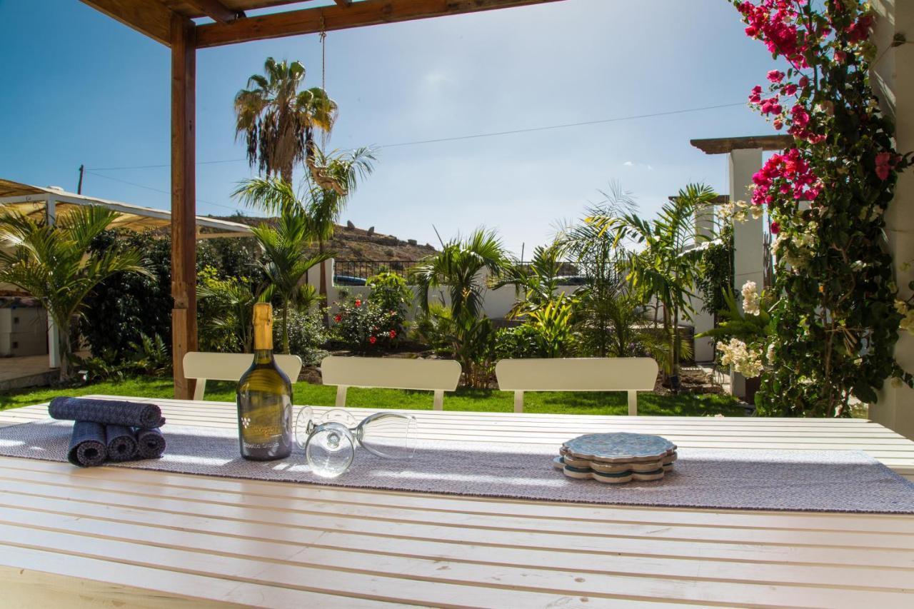 Villa Tauro Platero Beach Bungalow *