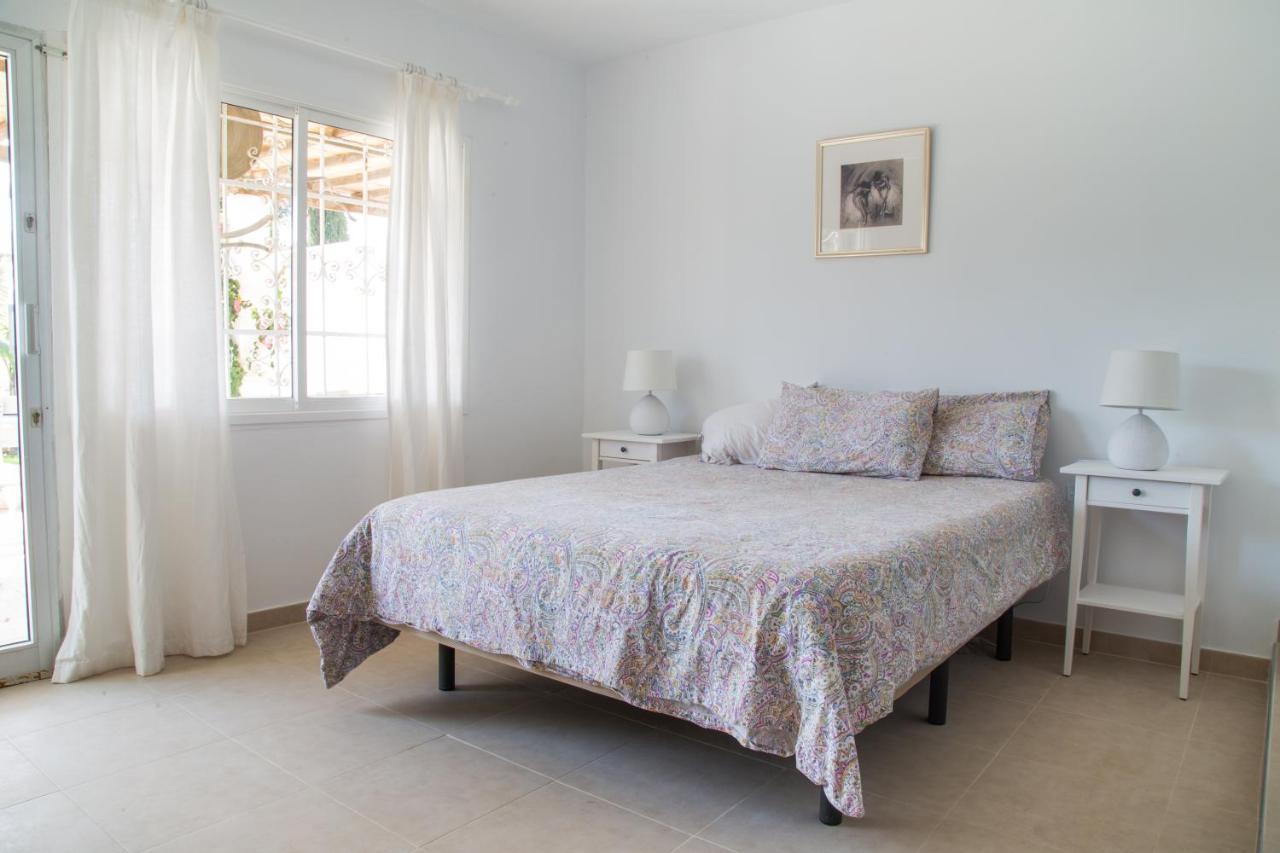 Tauro Platero Beach Bungalow *