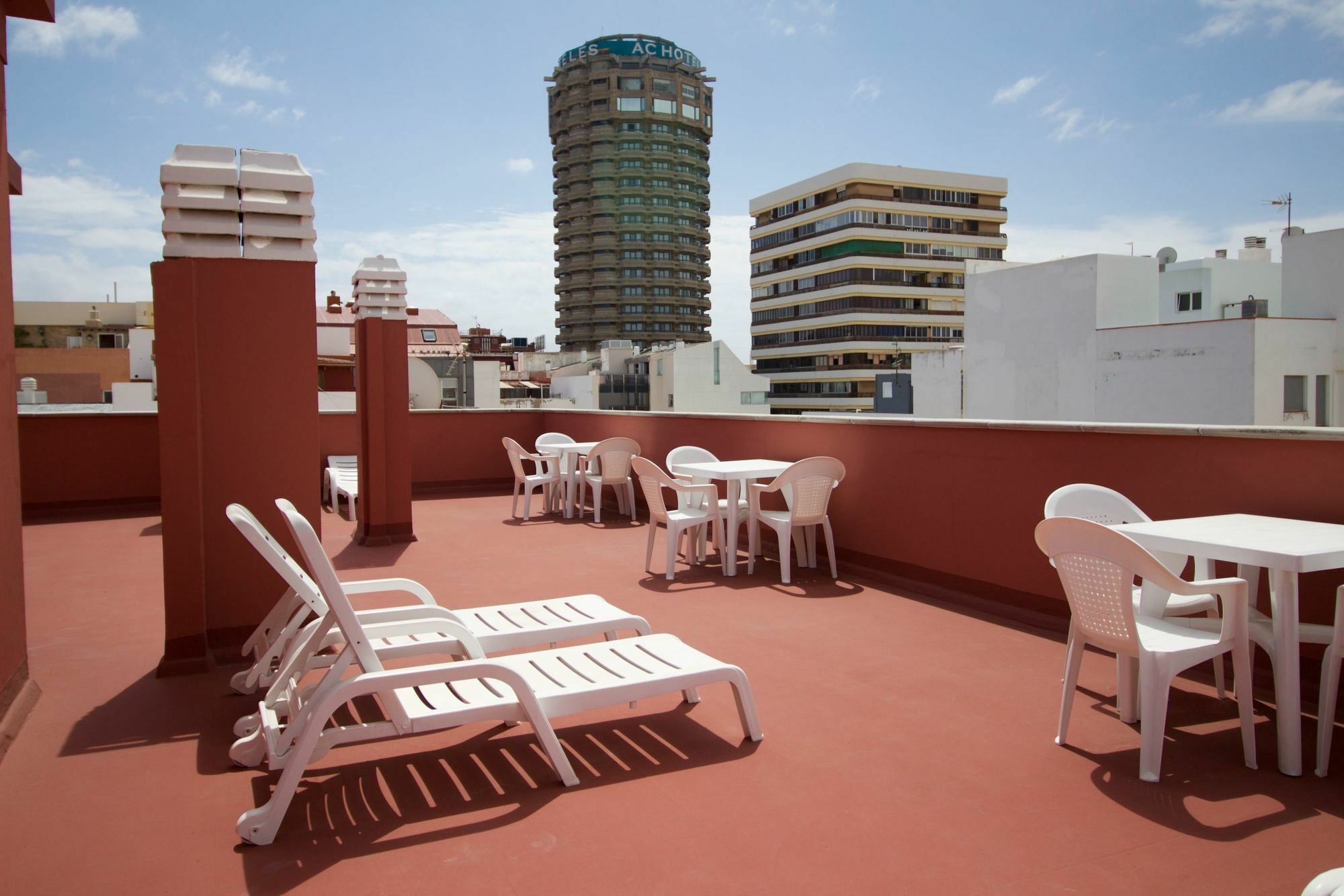 Rosamar Canteras Beach