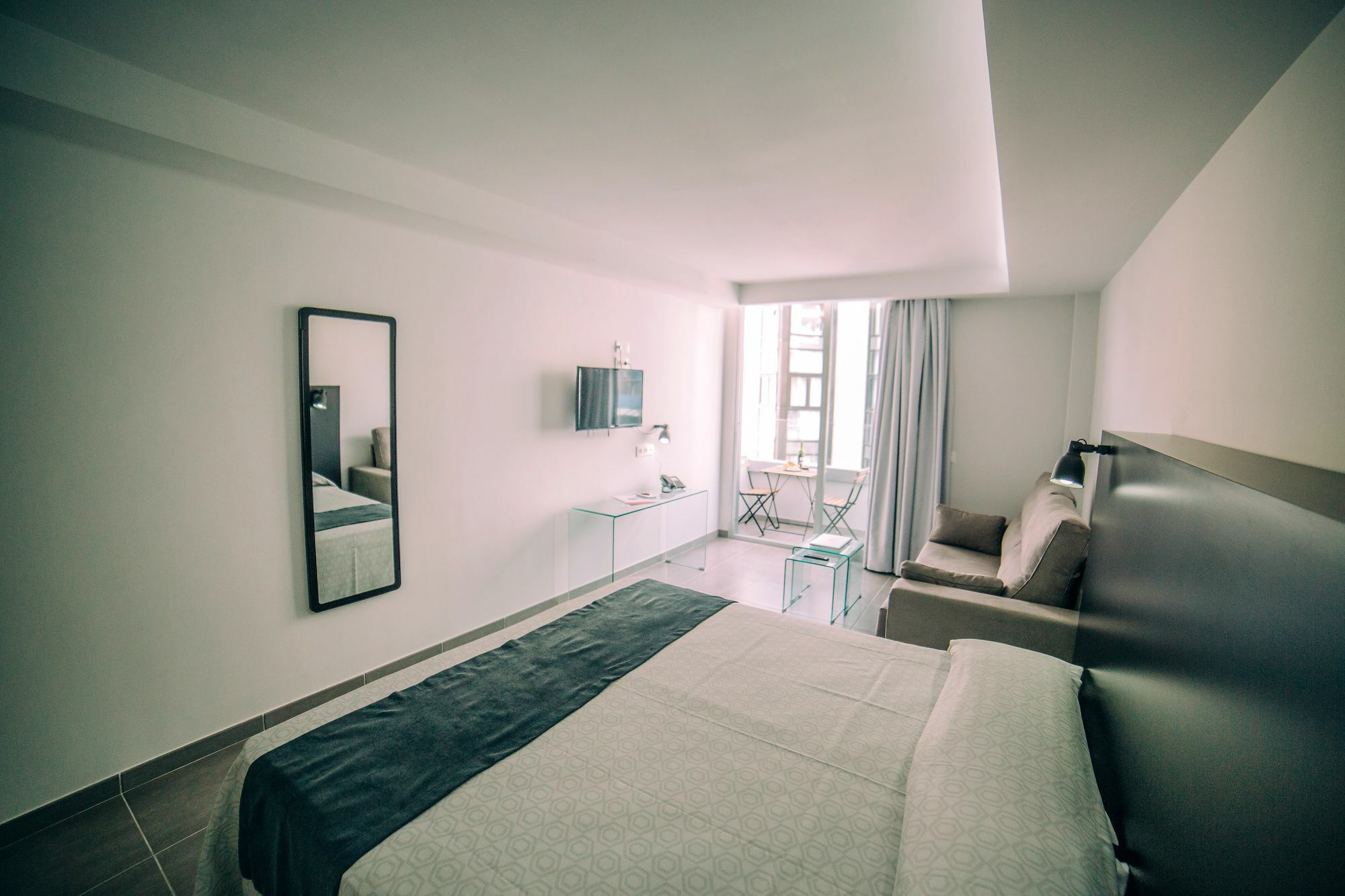Mannix Urban Hotel