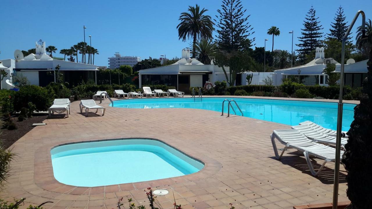 2-7 * Playa del Ingles (Gran Canaria)