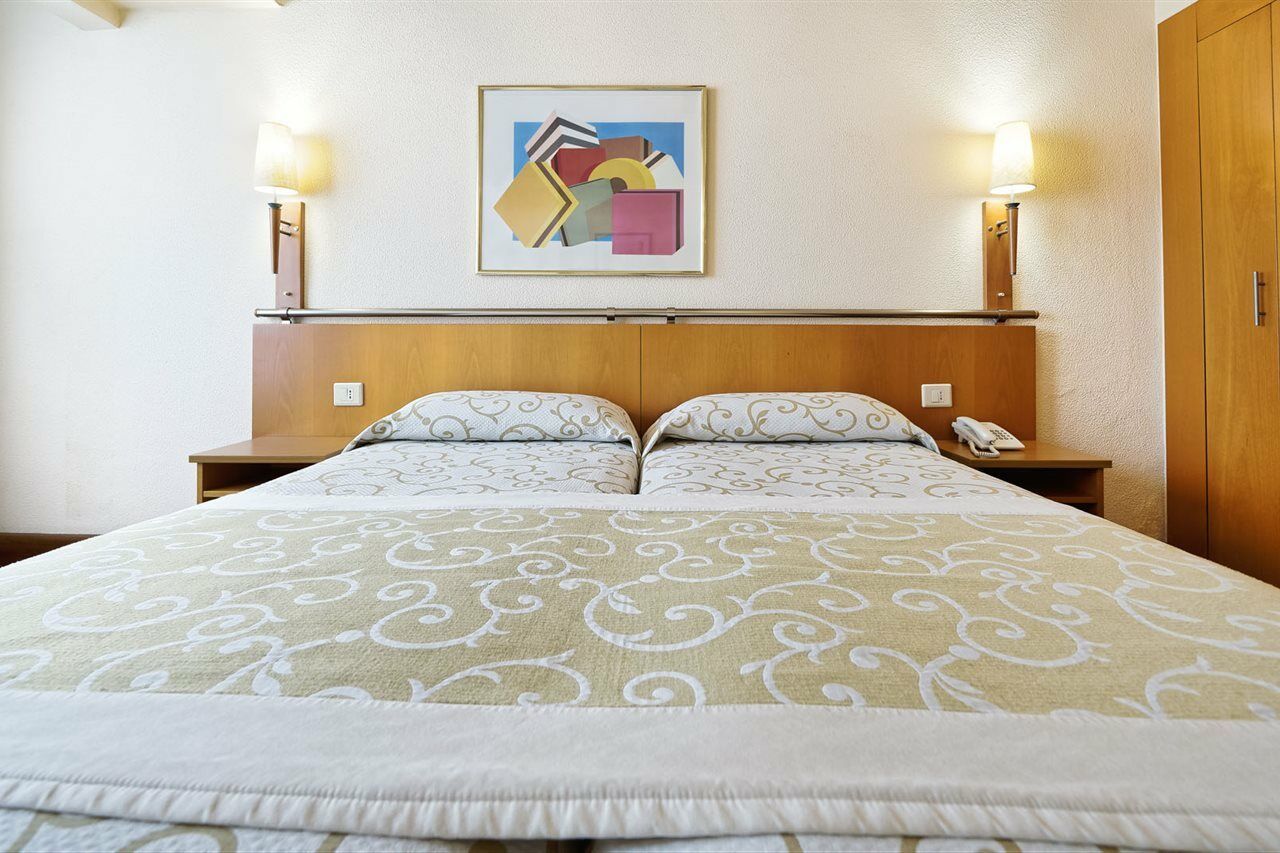 Bull Astoria Hotel