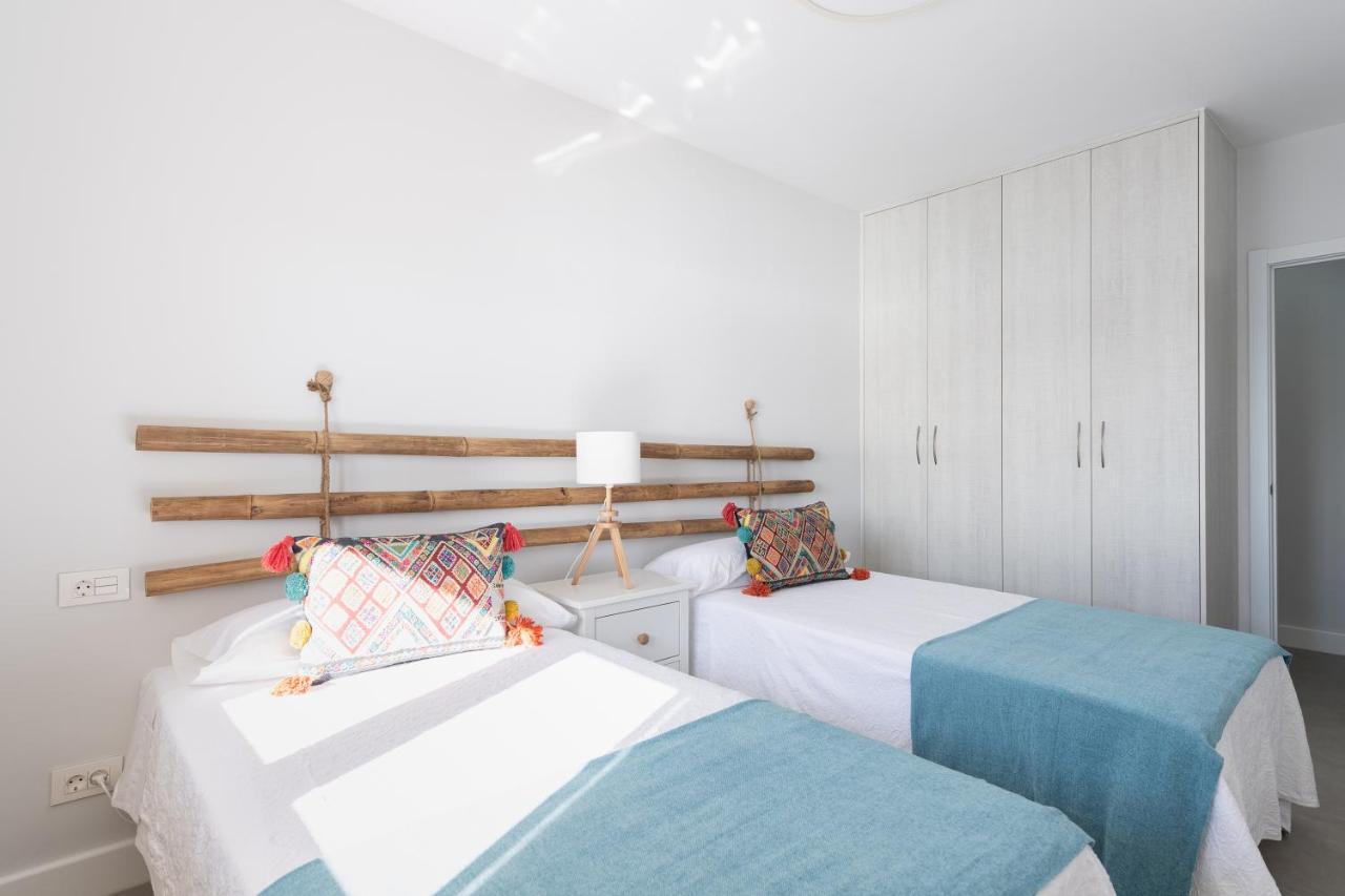 Living Canteras Homes - Bright Beachfront