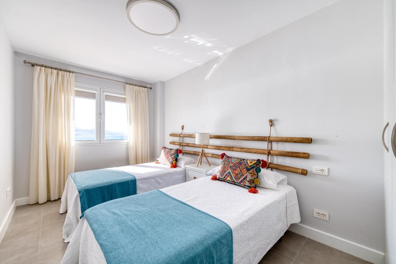 Living Canteras Homes - Bright Beachfront