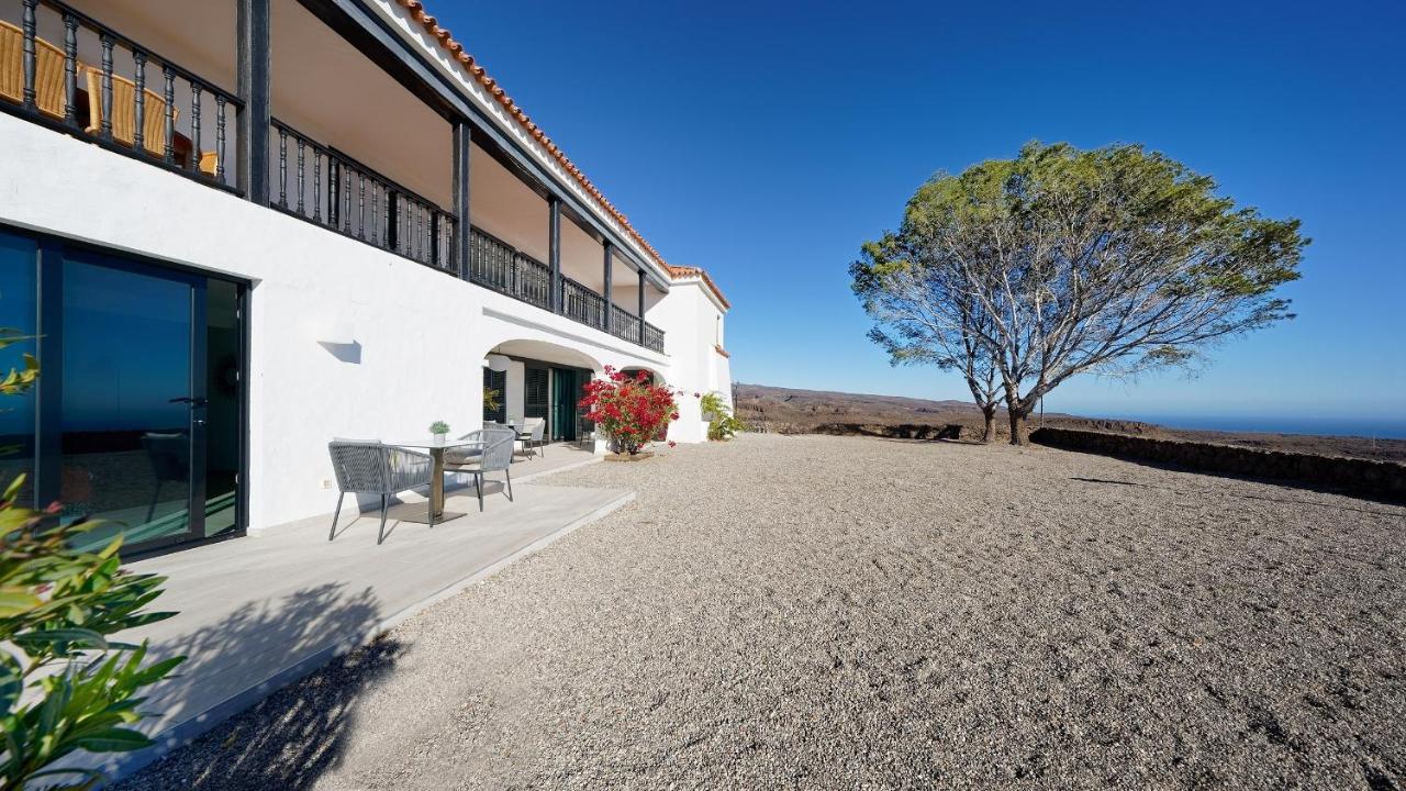 Country house Essence Of Monteleon