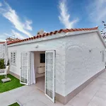 Bungalows Adonis
