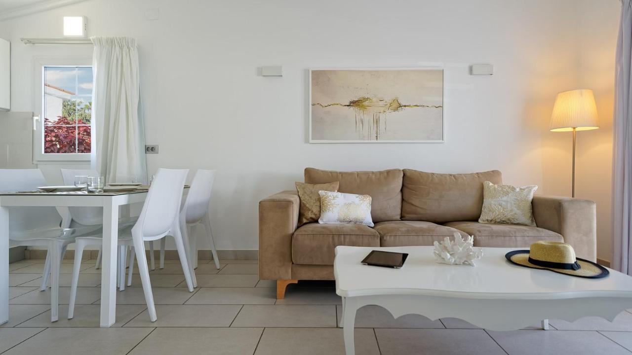 Apartment Adonis *