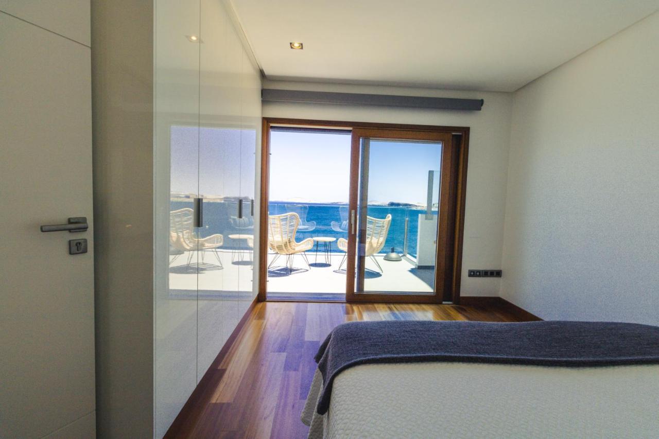 Views Avenue Apartment