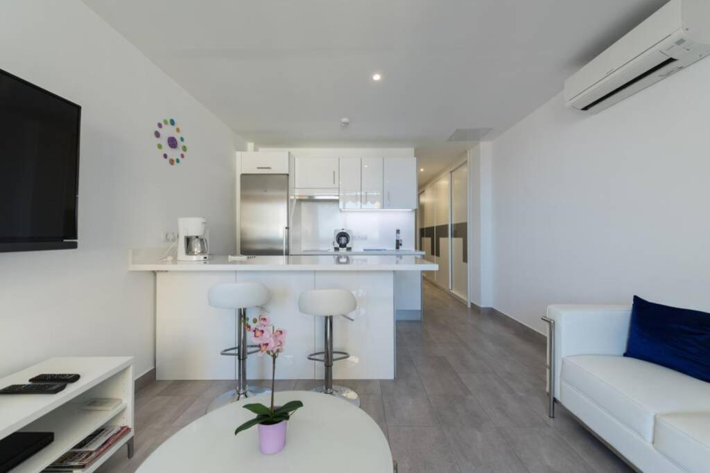Apartamento Modern With Sea Views And Fast Fiber Wifi *