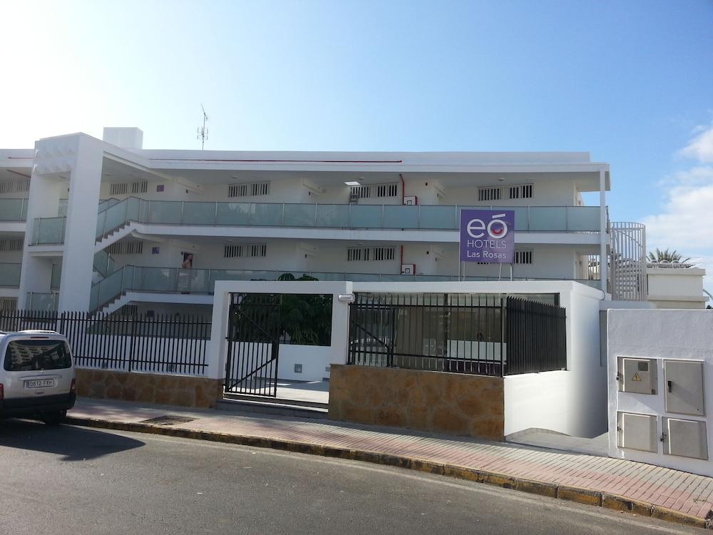 Eo Rosas Apartment *