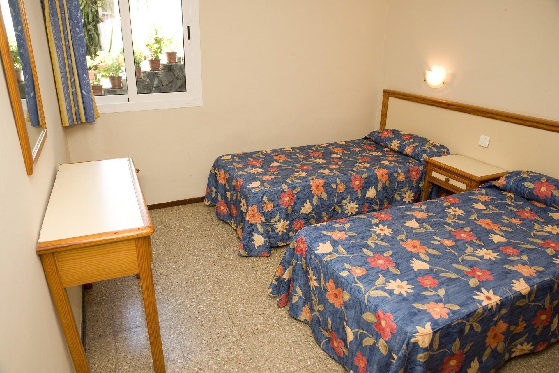 Roca Verde - Playa Del Ingles 2*