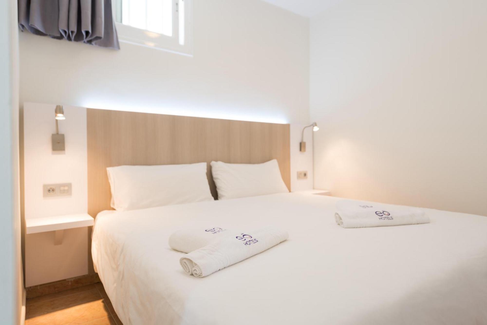 Eo Rosas Apartment