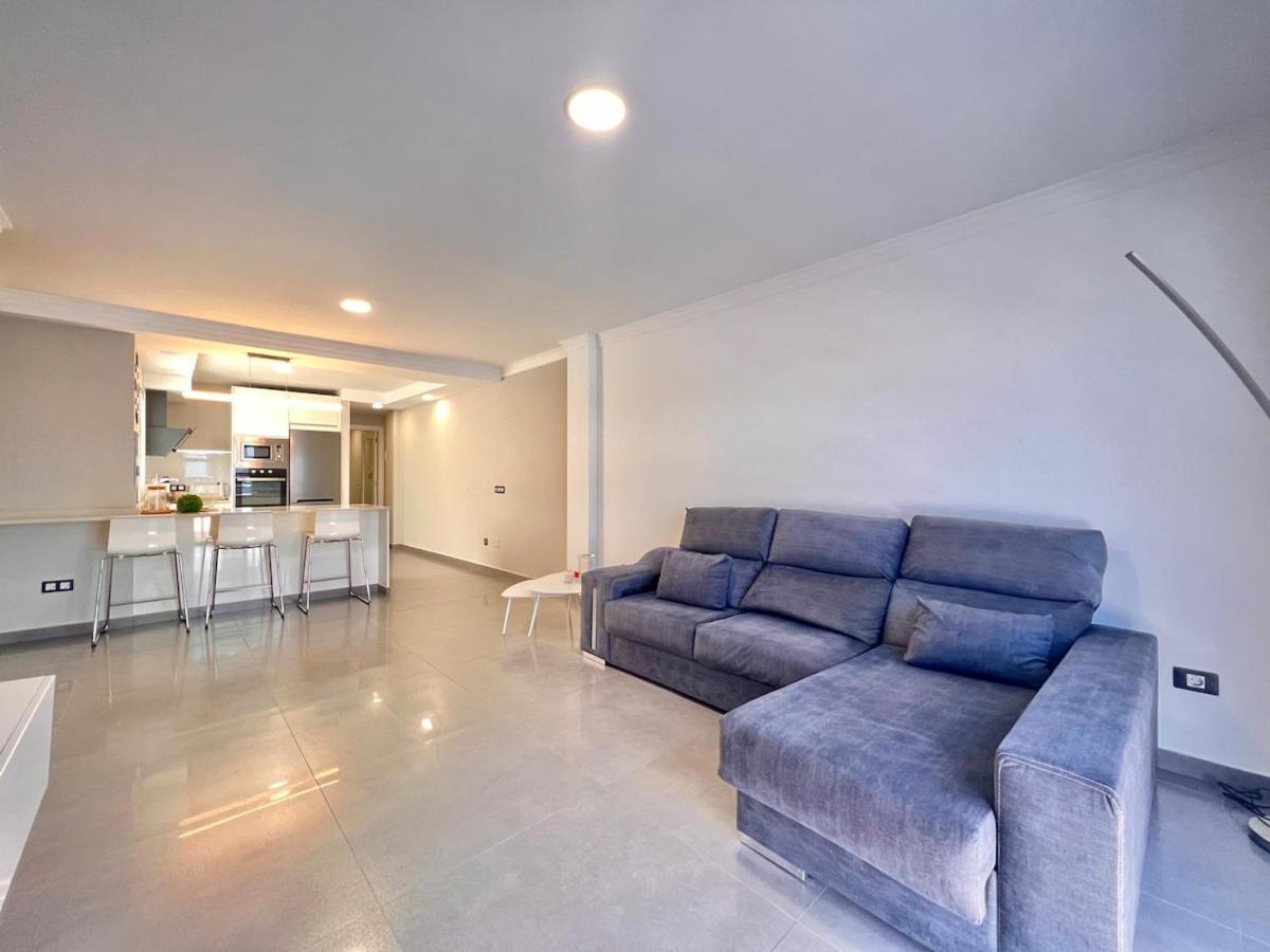 Holiday Home Arinaga Beach Apartment *