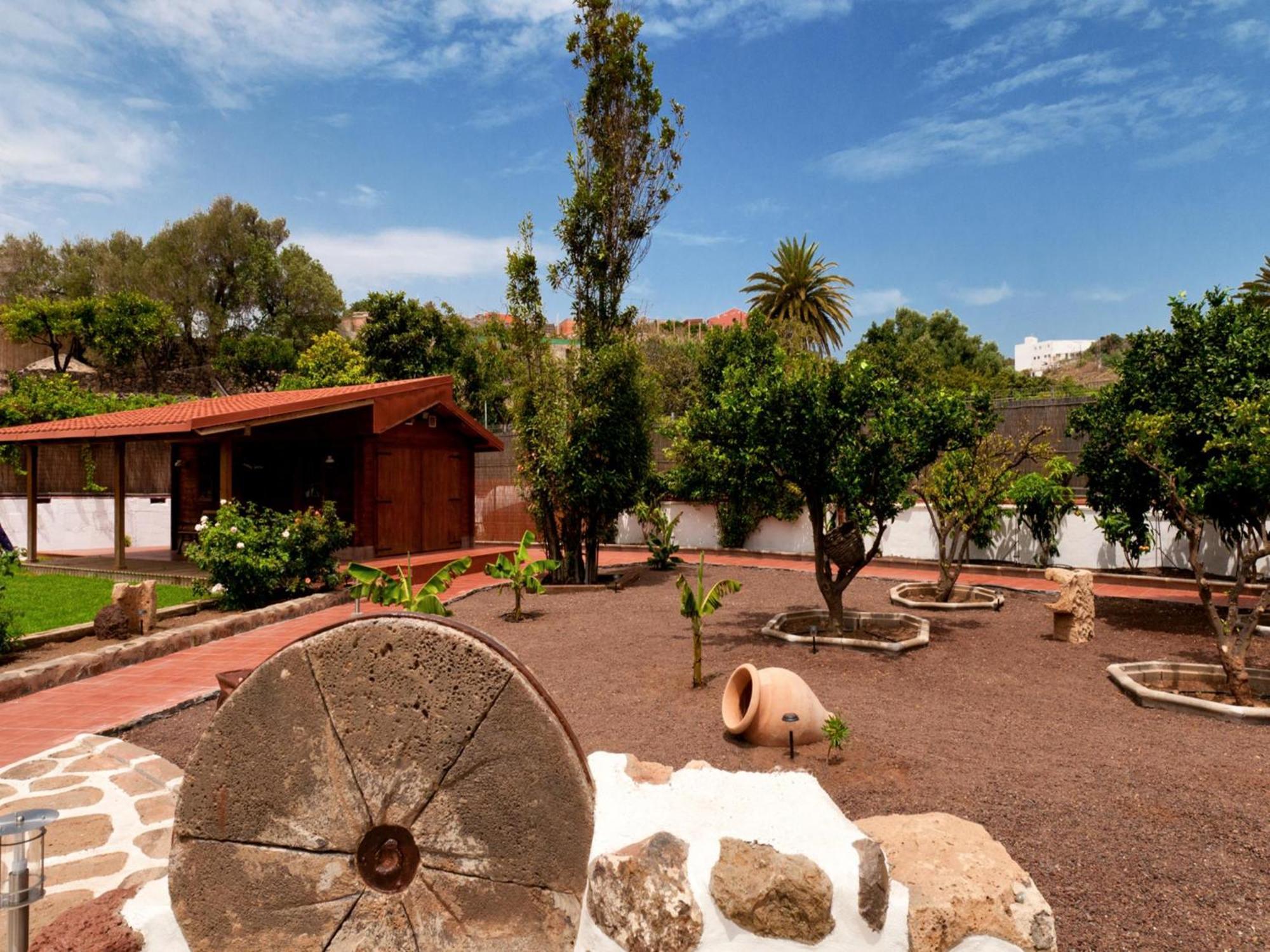 Parralito By Villagrancanaria Ingenio