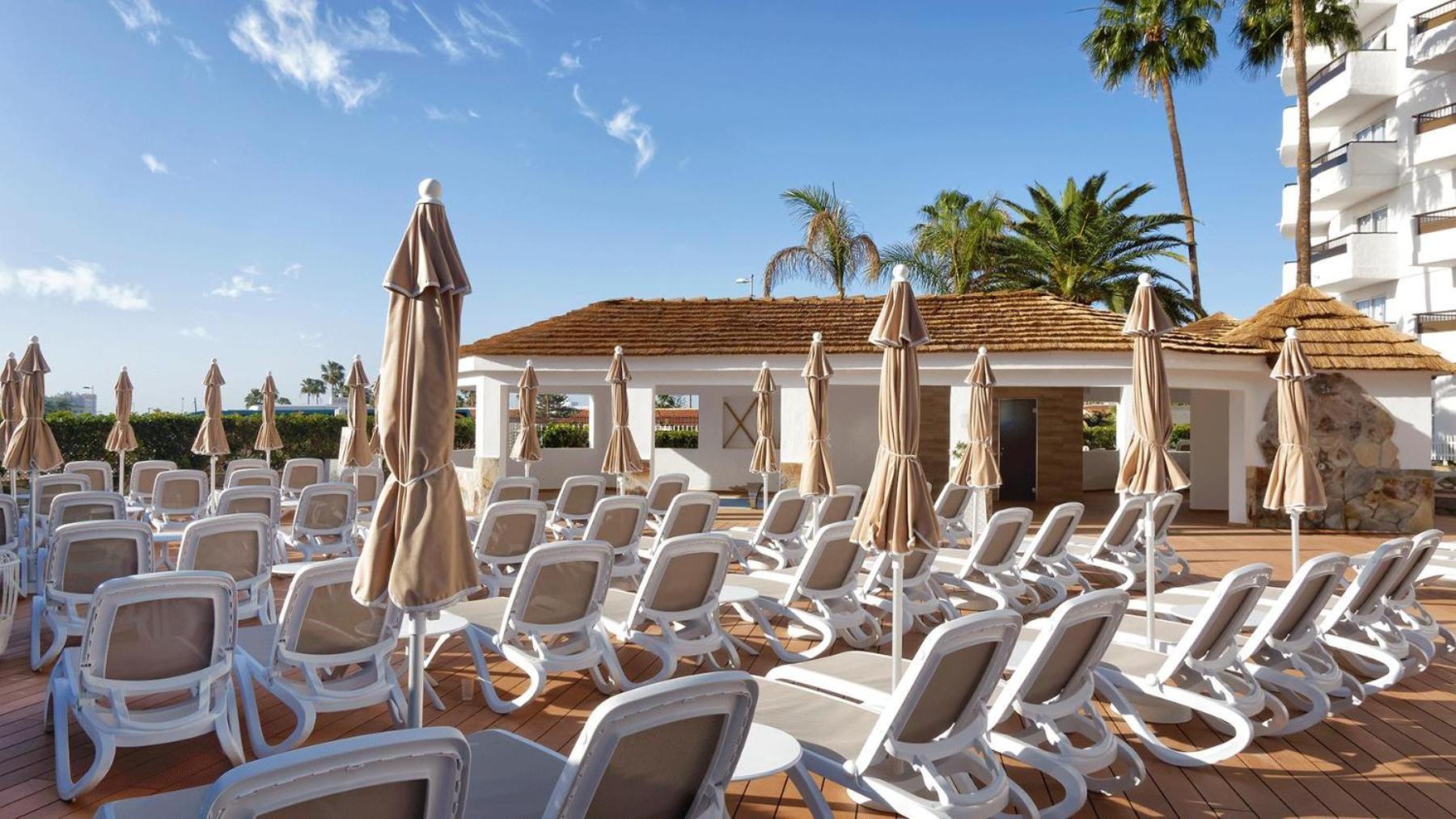 Hotel Servatur Waikiki