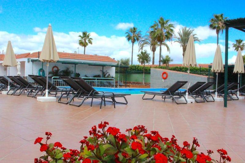 Apartment Aqua Beach Bungalows - Gay Men Only (adults Only) Playa del Ingles (Gran Canaria)