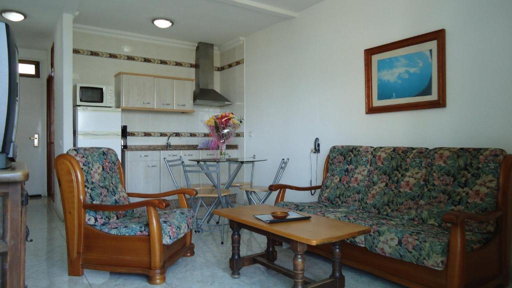Apartahotel Fayna 2*